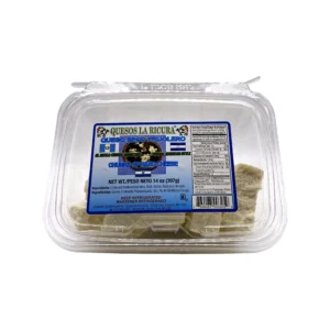 Queso seco frijolero La Ricura estilo centroamericano 14 oz en presentación en trozos