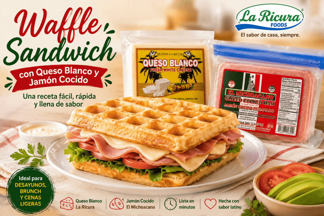 Waffle sandwich salado con queso blanco La Ricura y jamón cocido El Michoacano servido caliente